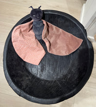 Load image into Gallery viewer, Plush Comforter Insects
