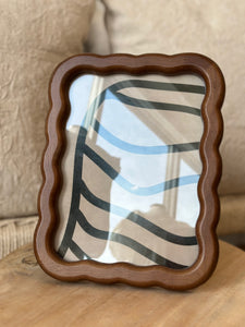 Rubber Wood Scalloped Photo Frames