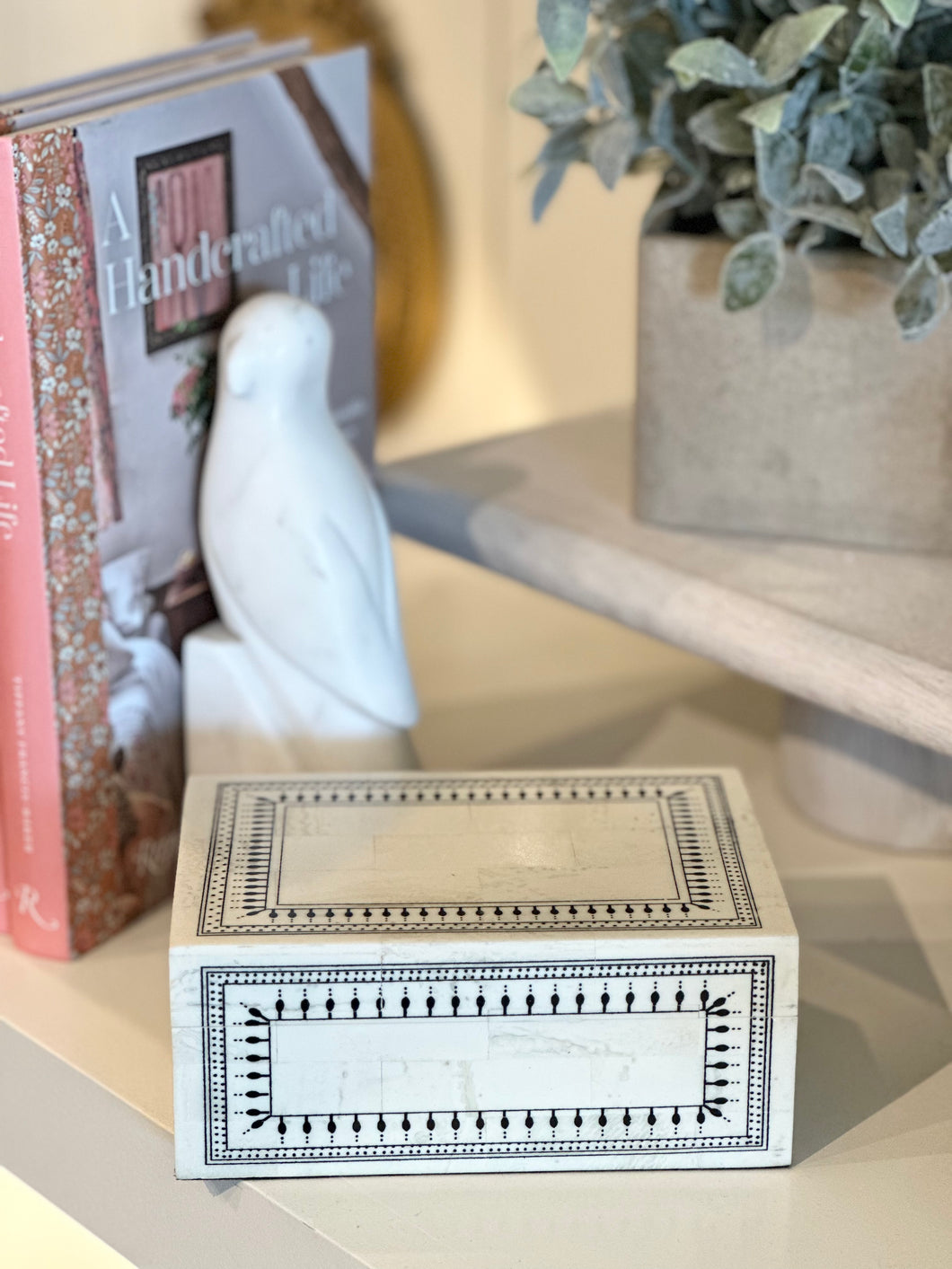 White & Black Bone Box