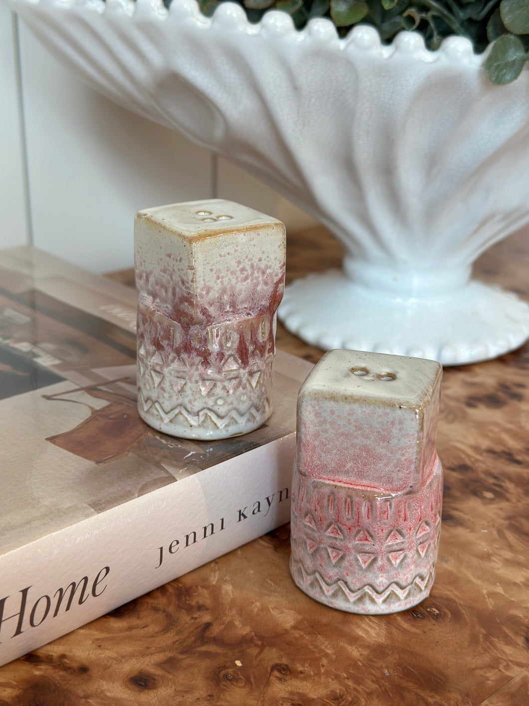 Set of 2 Pink & Mocha S/P Shakers