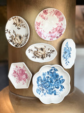 Load image into Gallery viewer, Stoneware Plate Magnets
