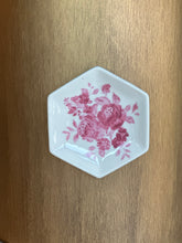 Load image into Gallery viewer, Stoneware Plate Magnets
