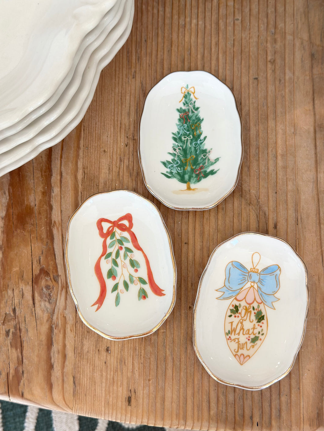 Mini Oval Holiday Dish