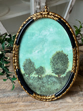 Load image into Gallery viewer, Resin Gold Finished Photo Frames
