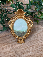 Load image into Gallery viewer, Resin Gold Finished Photo Frames

