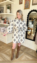 Load image into Gallery viewer, Ecru &amp; Black Print Short Shirt Dress
