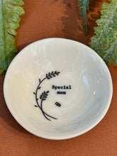 Load image into Gallery viewer, Mini White Wobbly Bowls
