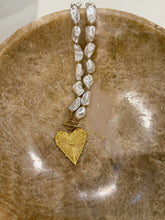 Load image into Gallery viewer, Blaze Pearl &amp; Gold Heart Necklace
