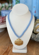 Load image into Gallery viewer, Beaded Shell Necklace
