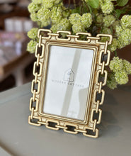 Load image into Gallery viewer, Gold Chain Photo Frames
