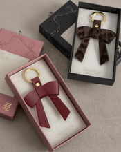 Load image into Gallery viewer, Bow-Tiful Boxed Keyring
