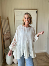 Load image into Gallery viewer, White Shores Tunic Top
